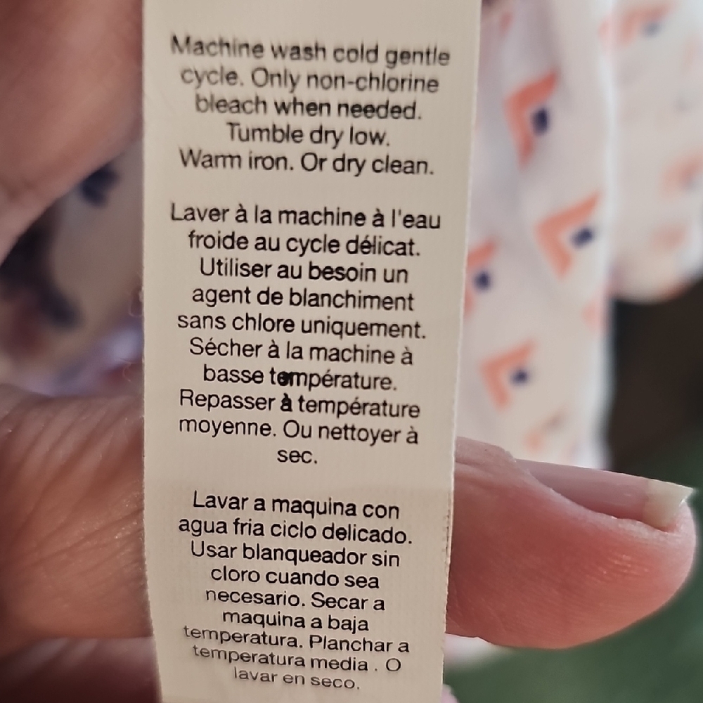 GAP White Floral Tank Top - Picture 6 of 7